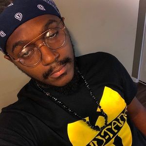 Meet your Posher, Charles